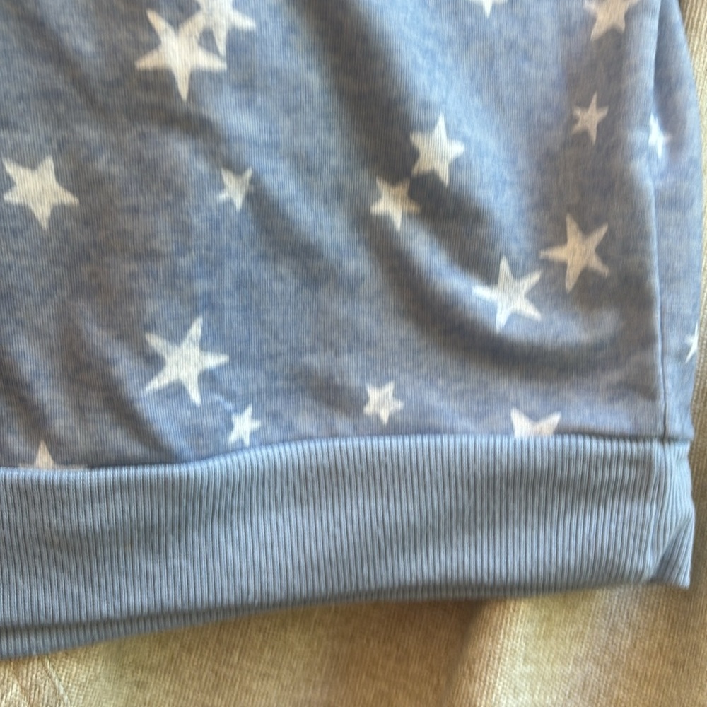 SPLENDID Stars Pajama Top Sweatshirt - Picture 9 of 9